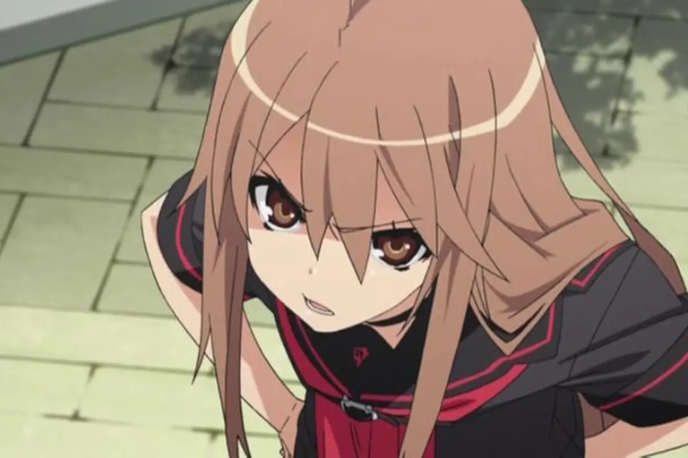 Taiga Aisaka displaying aggressive tsundere personality